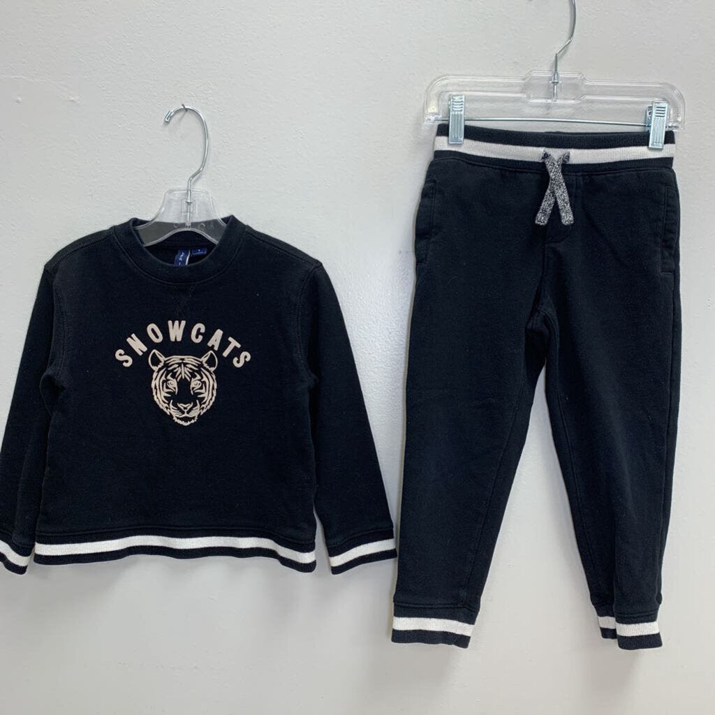 4: Sweat Set - Snowcats