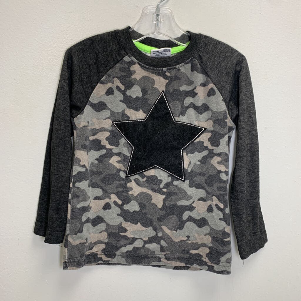 3: Camouflage Raglan Shirt - Applique Star