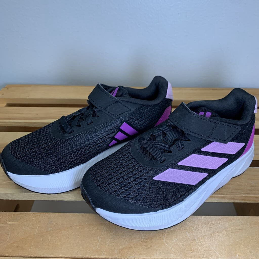 11: Duramo SL Sneakers NWOT