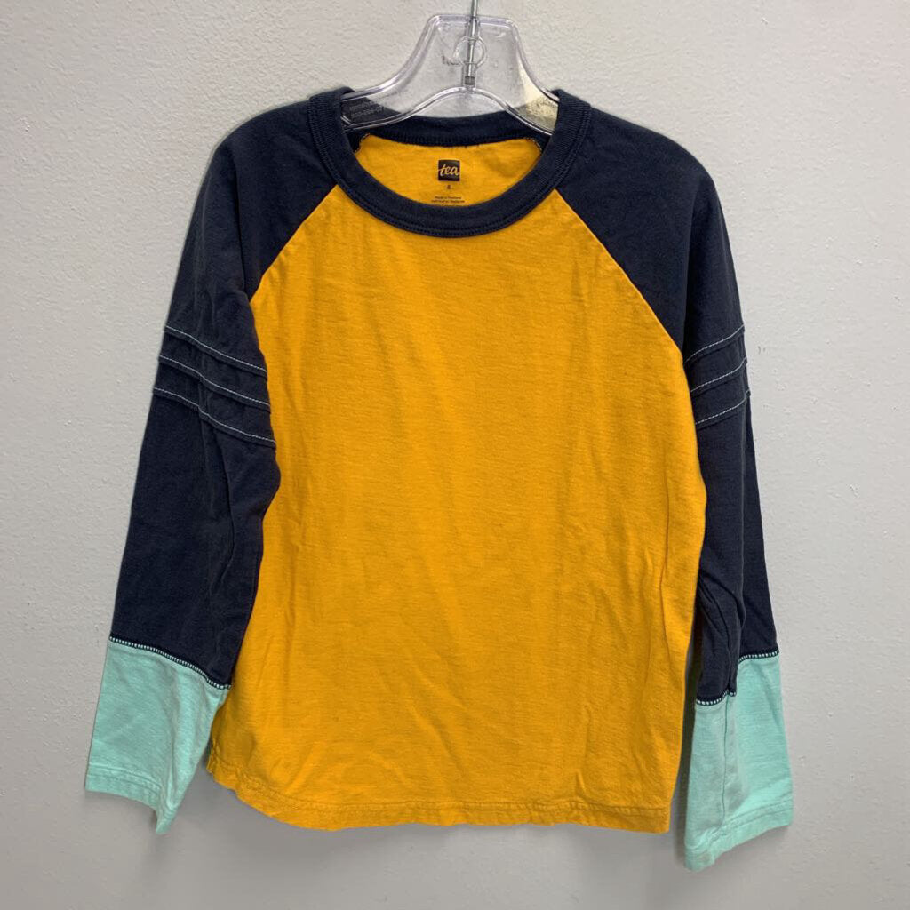 8: Explorer Colorblock Raglan T-Shirt