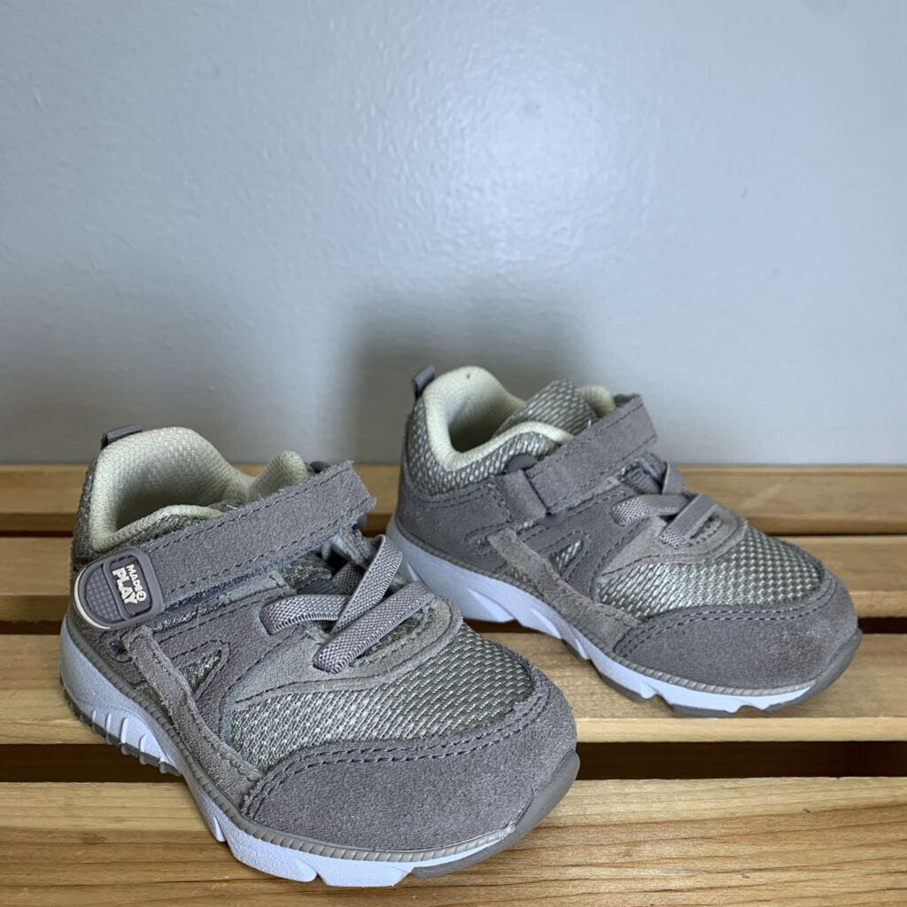5W: Stride Rite Made2Play Ace Sneaker