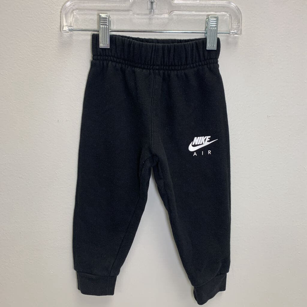 2T: Nike Fleece Logo Joggers