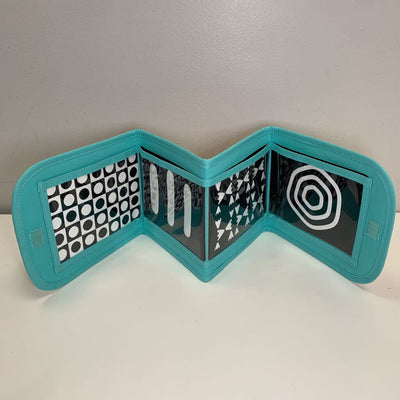 Standing Card Holder + Complex Black & White Card Set