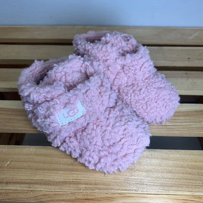 02/03: Baby Bixbee Booties