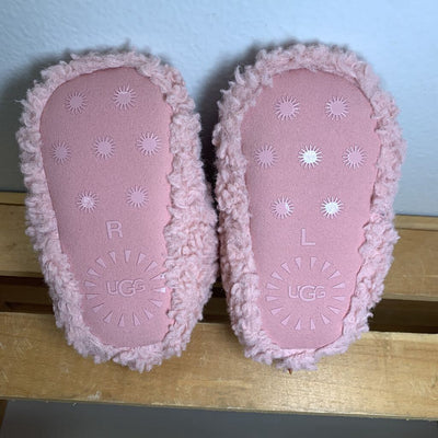 02/03: Baby Bixbee Booties