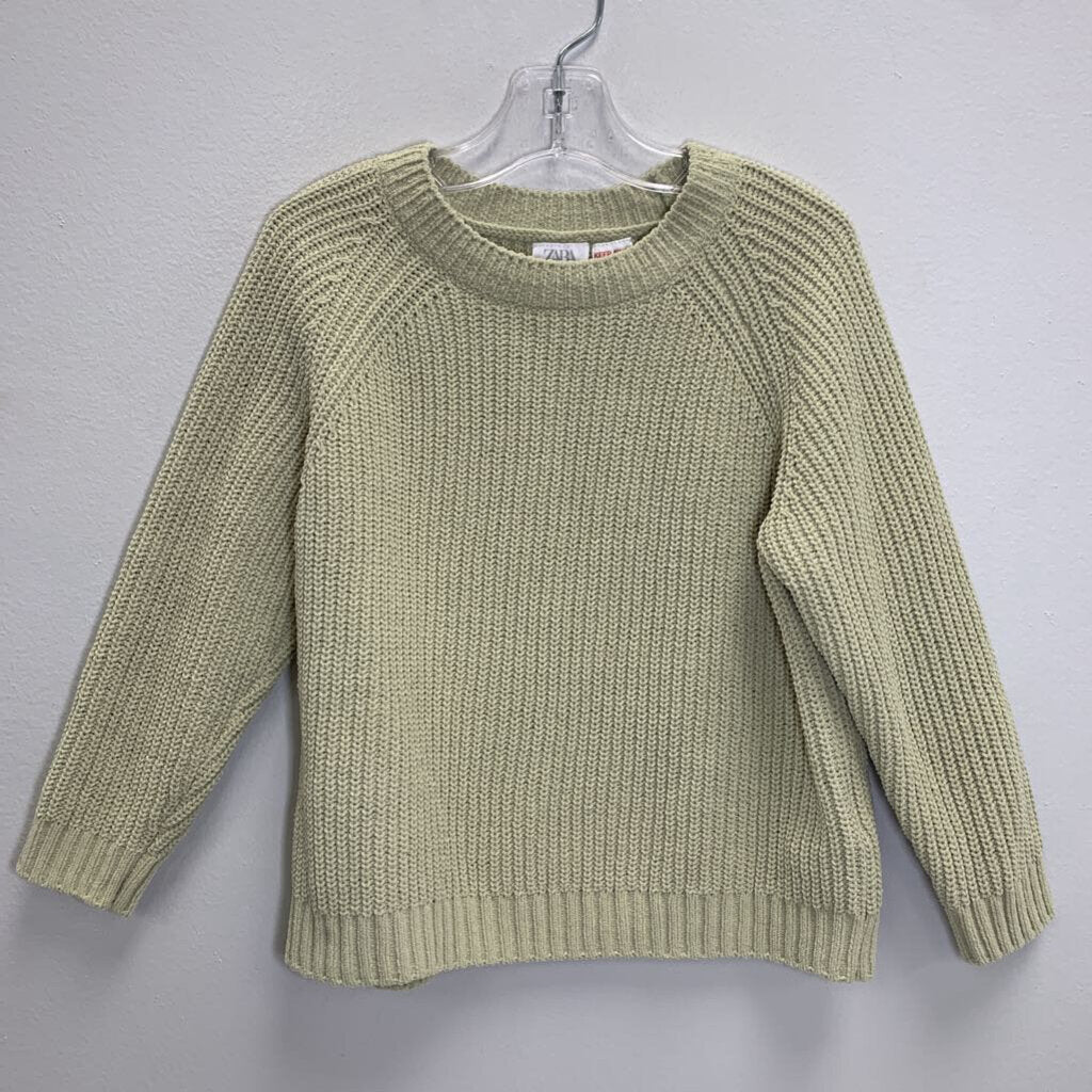 4: Crewneck Knit Sweater