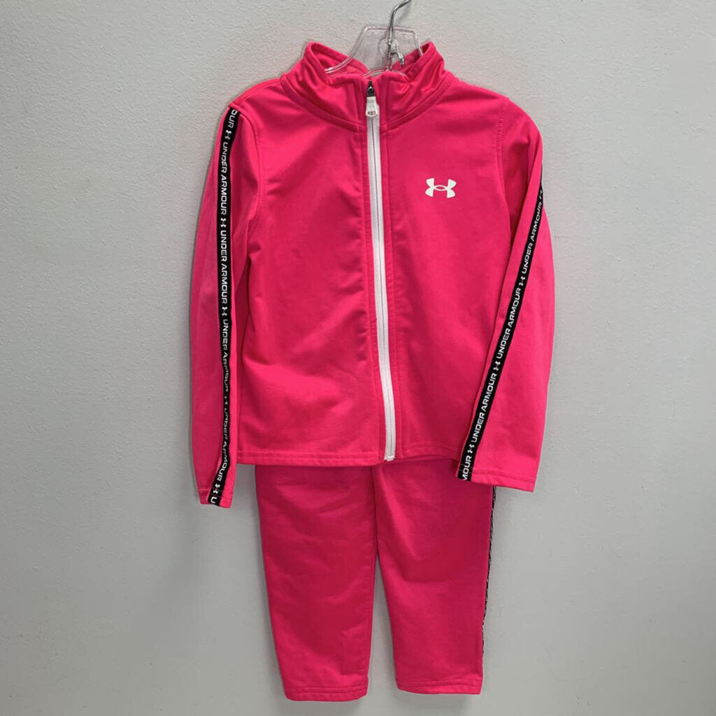 4T: Track Suit