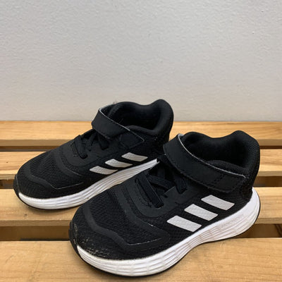 7: Duramo 10 Sneakers