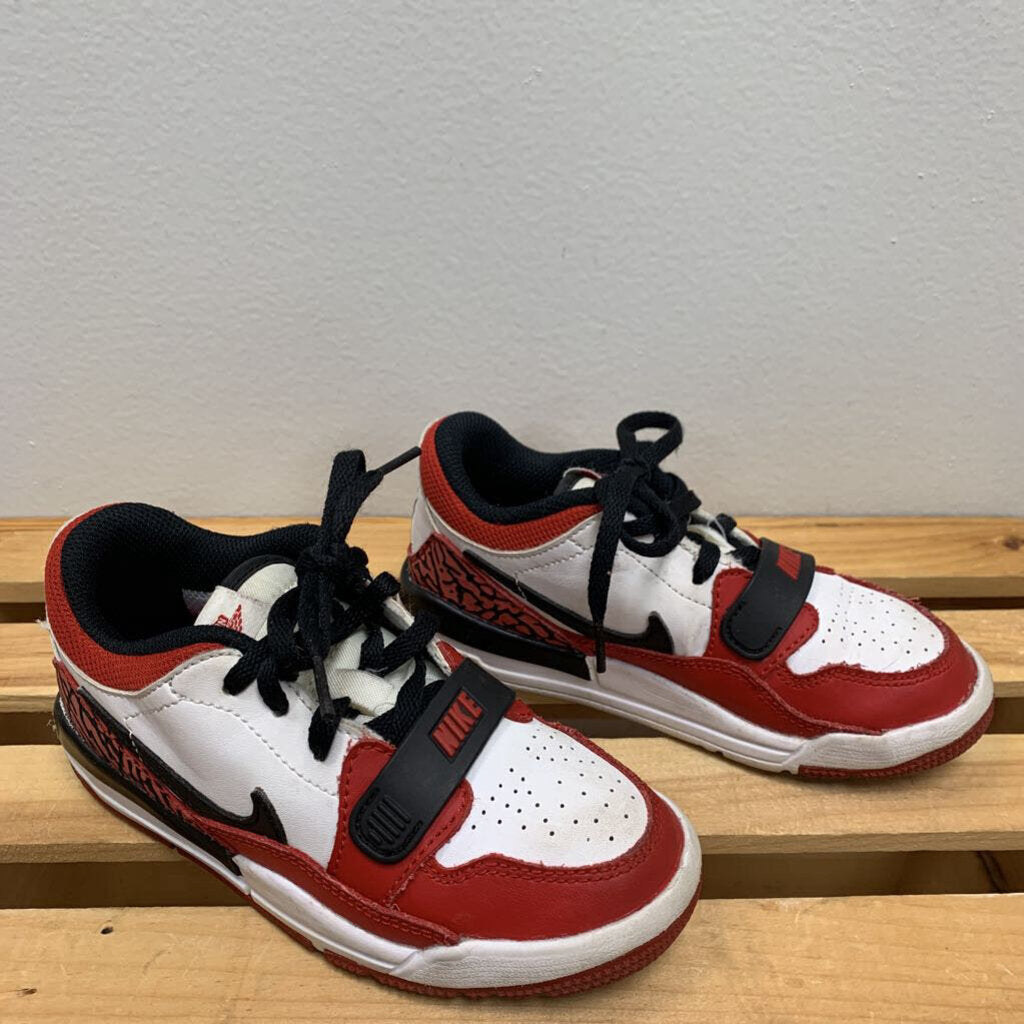 11: Air Jordan Legacy 312 Low Sneakers