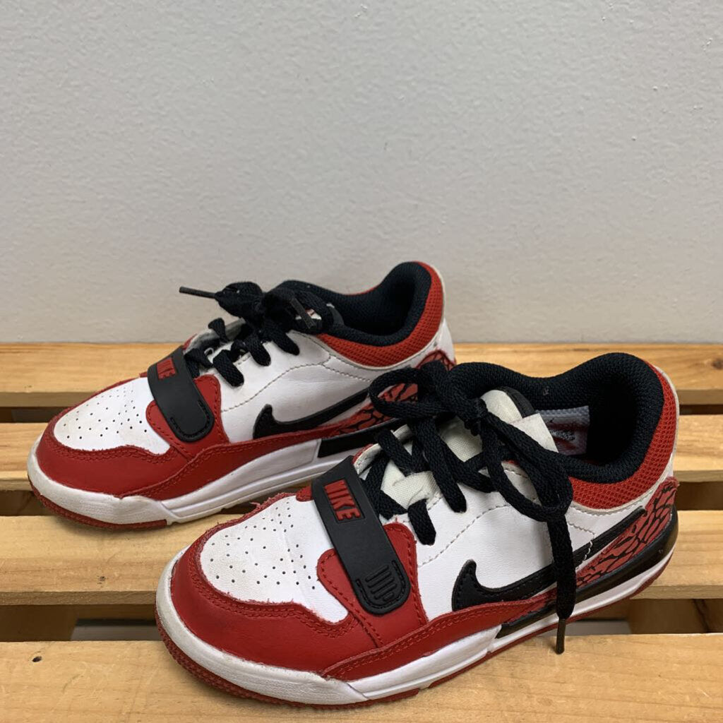 11: Air Jordan Legacy 312 Low Sneakers