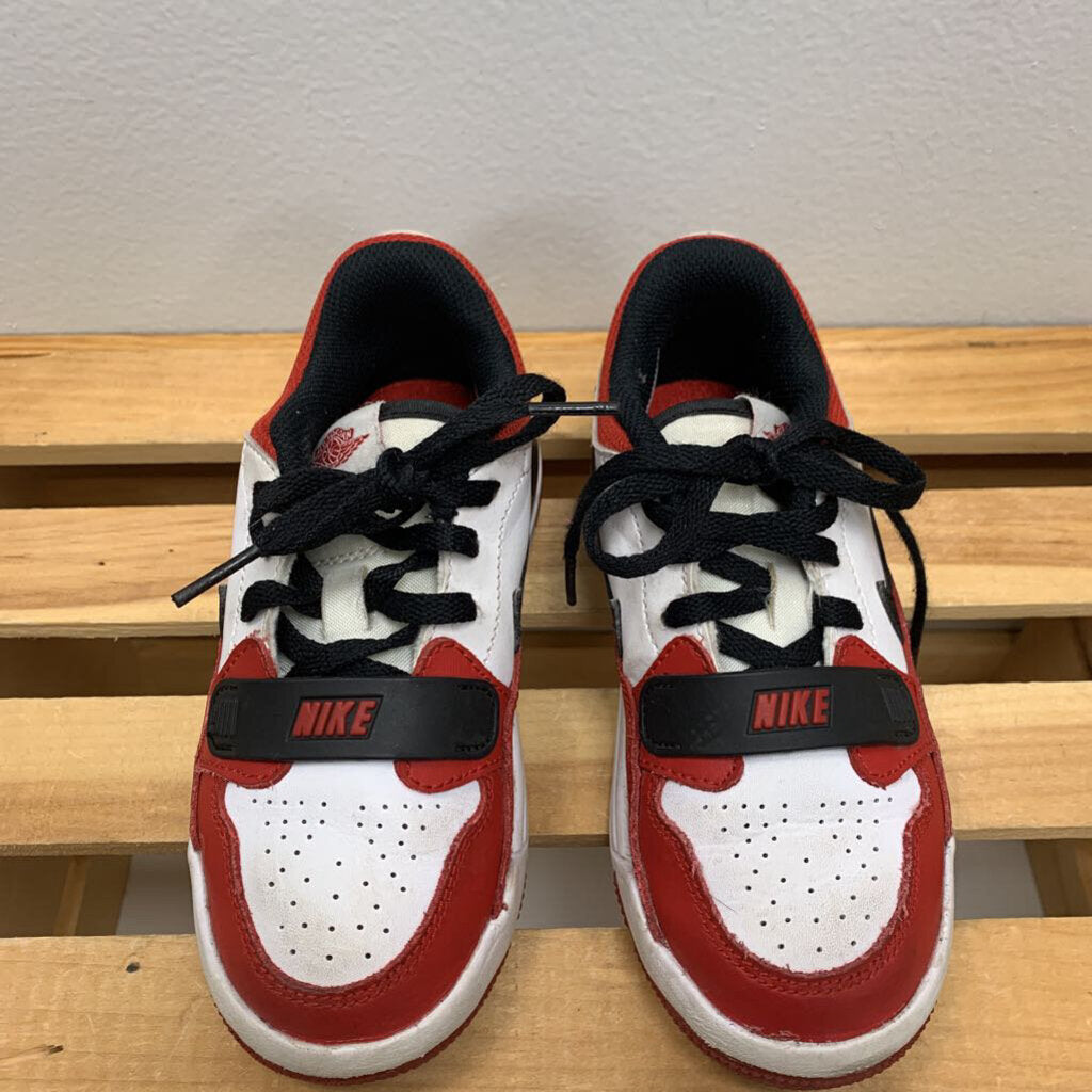 11: Air Jordan Legacy 312 Low Sneakers