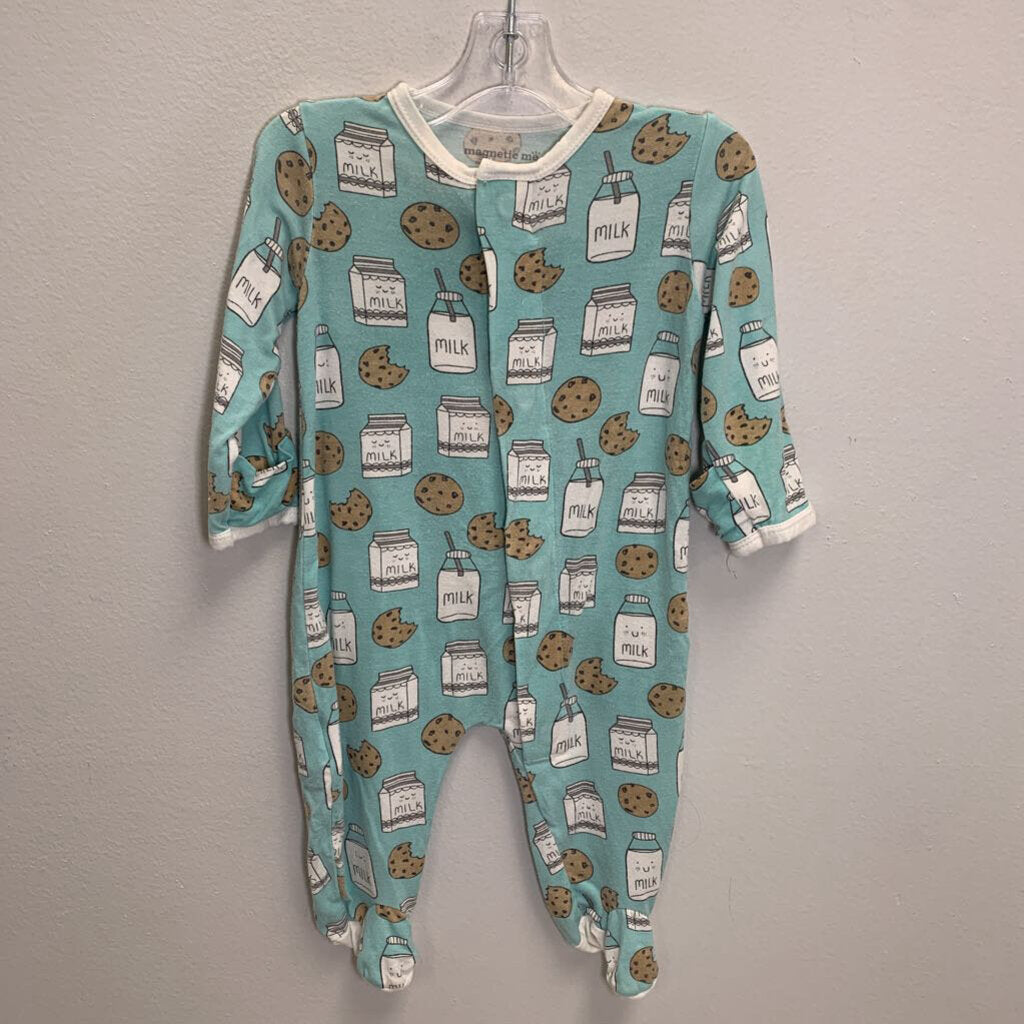 0-3M: Footed Sleeper - Milk & Cookies