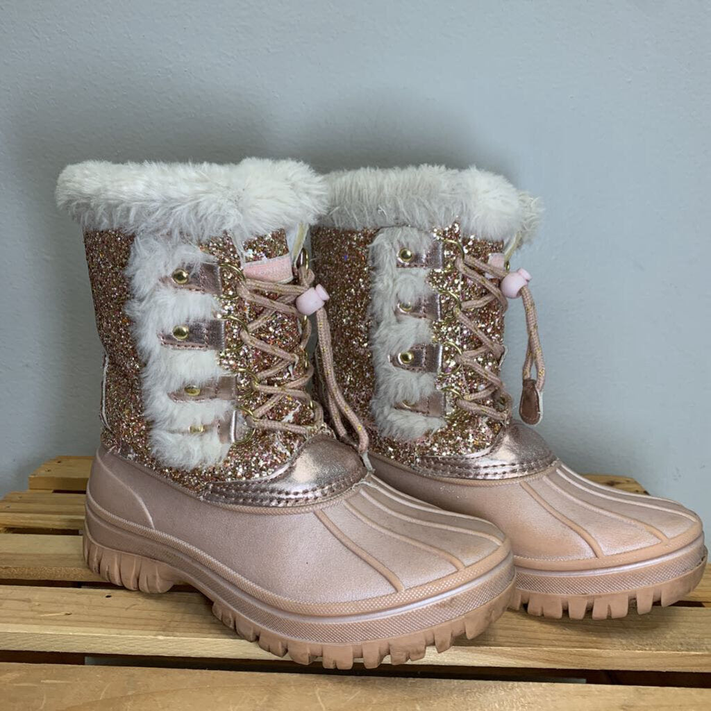 3: Idina Duck Lace-Up - Glitter