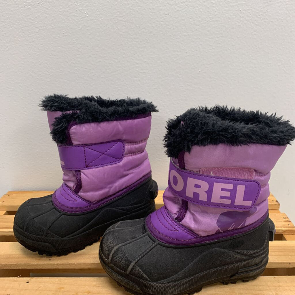 9: Snow Commander Boot