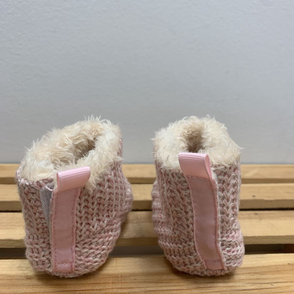 3: Knit Slippers w/ Velcro Closure (6-12M)