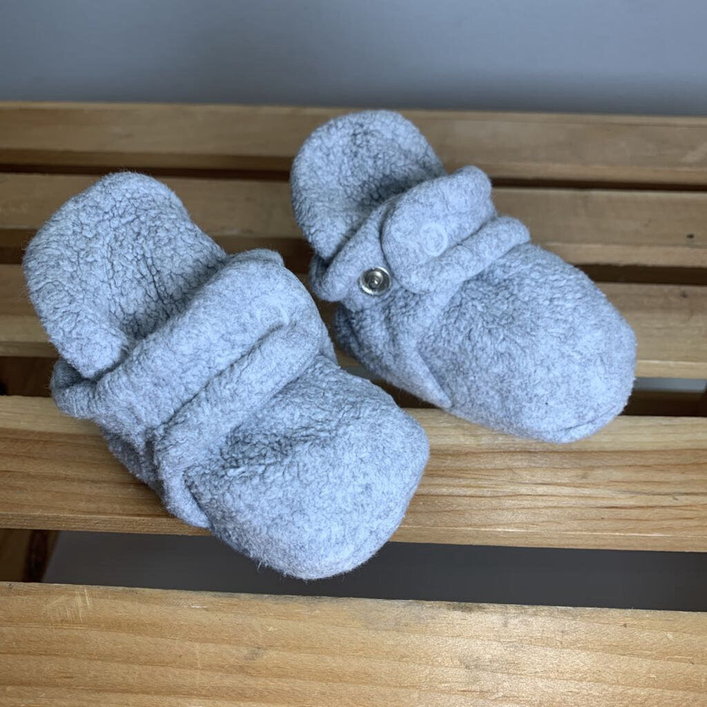 3M: Fleece Booties