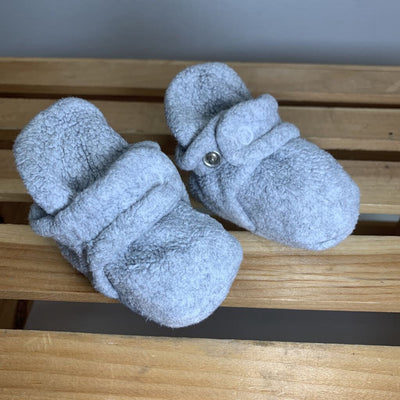 3M: Fleece Booties