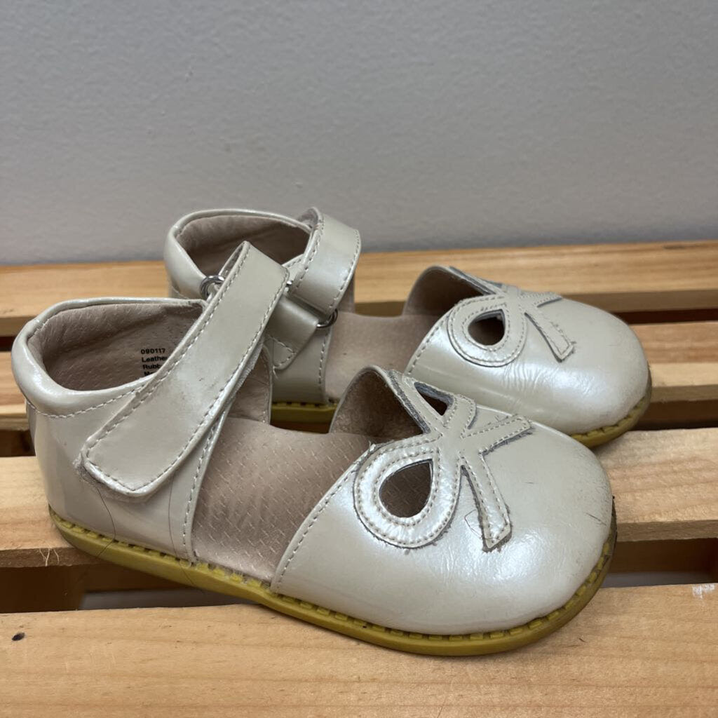 Size 9: Livie and Luca oyster shell dress shoes